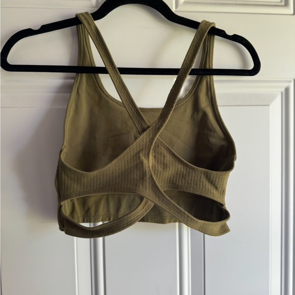 WORN ONCE Fabletics NO-BOUNCE SCULPTKNIT® BRA In Color Moss Green LIKE NEW - Picture 9 of 17